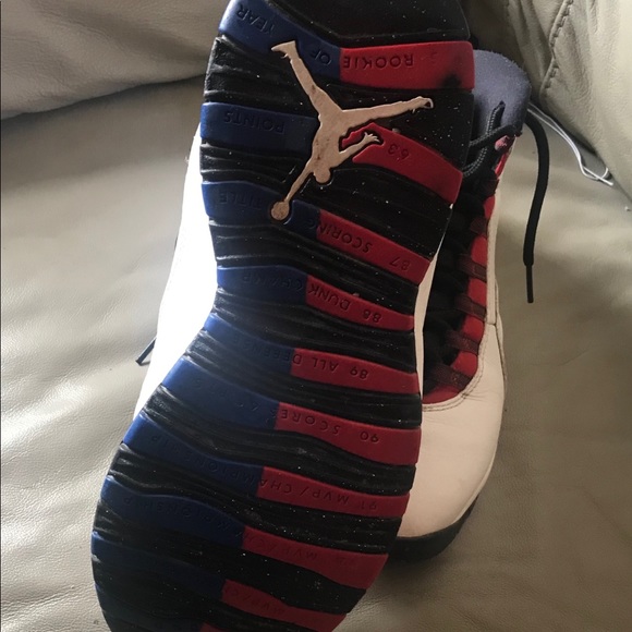 AIR JORDAN HIGH TOP TENNIS SHOES - Picture 3 of 7